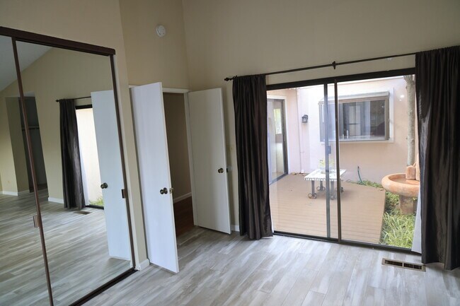 Building Photo - 1413 Cortez Ct
