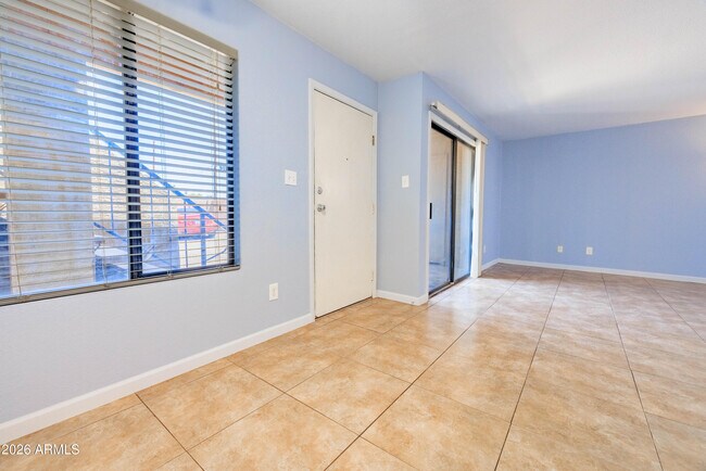 Building Photo - 1241 N 48th St
