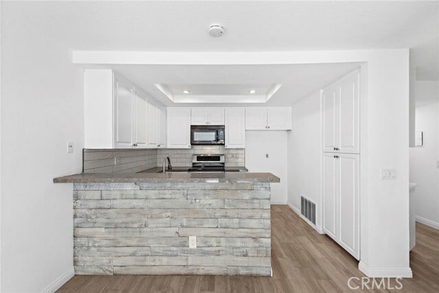 Building Photo - 19 Grenada St