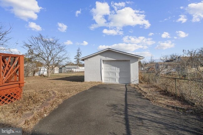 Building Photo - 238 Steward St