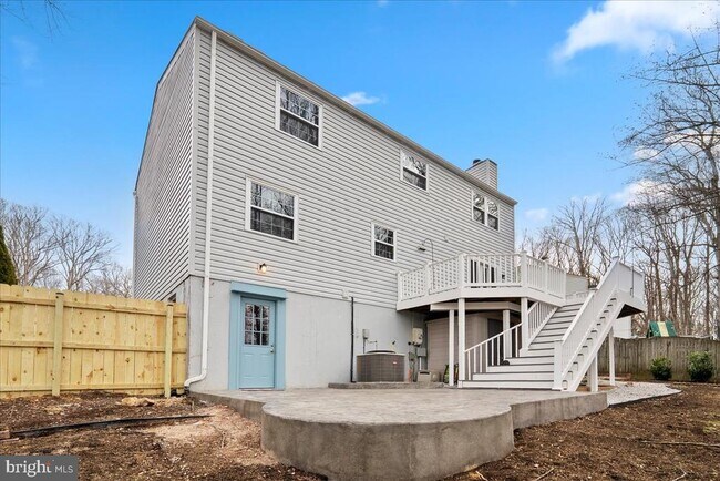 Building Photo - 8300 White Star Ct