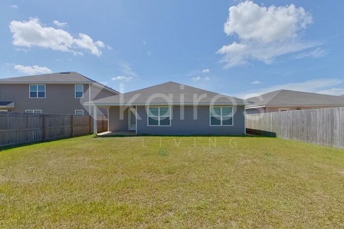 Building Photo - 152 Swallowtail Ln