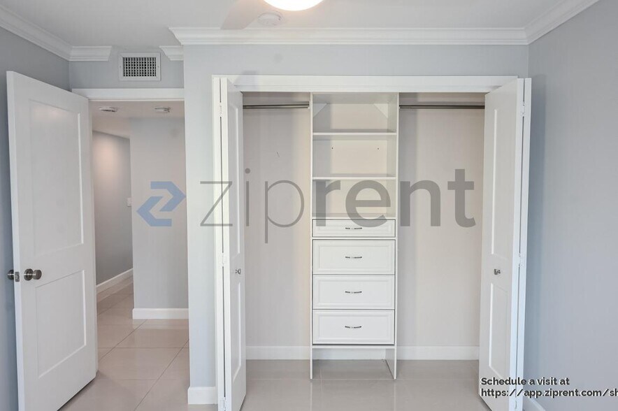 Building Photo - 3343 NW 69th St