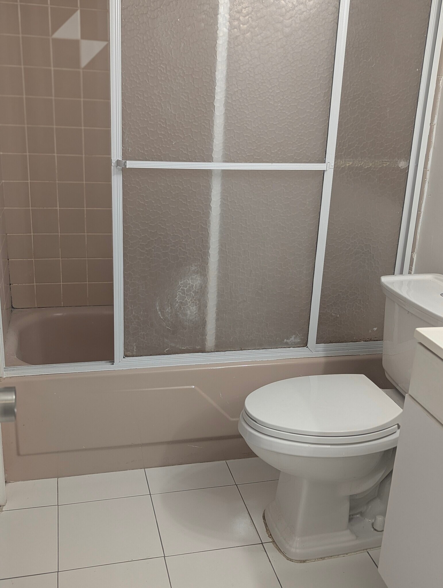 Building Photo - 20400 NW 7th Ave