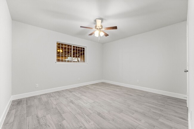 Building Photo - 9026 Kempwood Dr