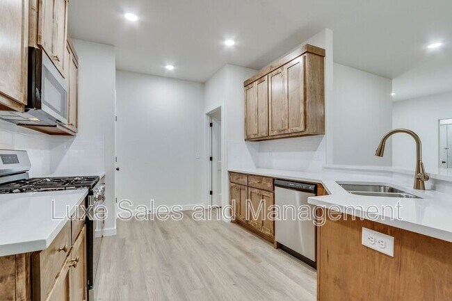 Building Photo - 8301 NW 163rd Ter