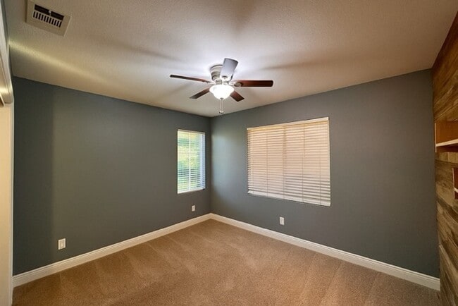 Building Photo - Beautiful 4 Bedroom Murrieta Home with Sol...