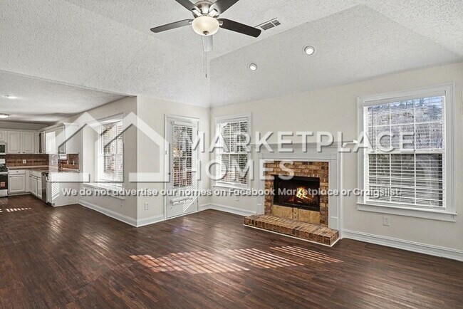 Building Photo - 205 Hunting Ct