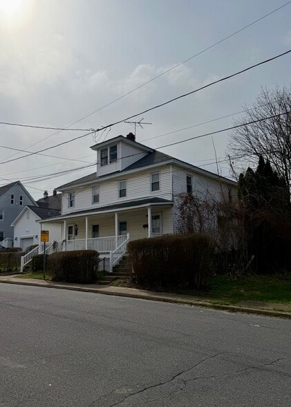 Building Photo - 1709-1711 McDonough Ave