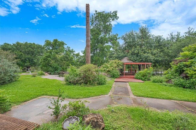 Building Photo - 3665 Maranatha Dr