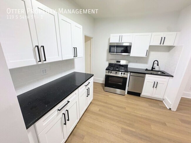 Building Photo - 119 S 54th St
