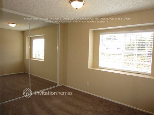 Building Photo - 24644 Wind Flower Dr