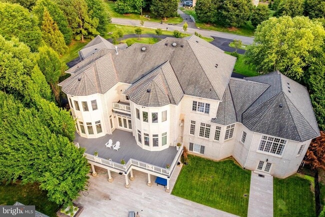Building Photo - 860 Nicholas Run Dr