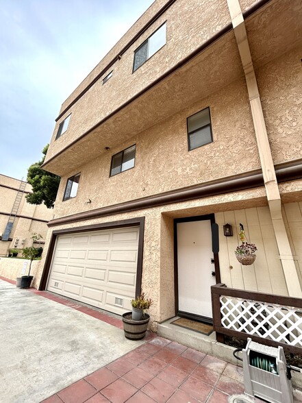 Building Photo - 1039 Mount Olive Dr