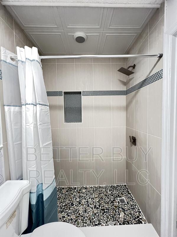 Building Photo - 25 Plain View Drive - Unit B