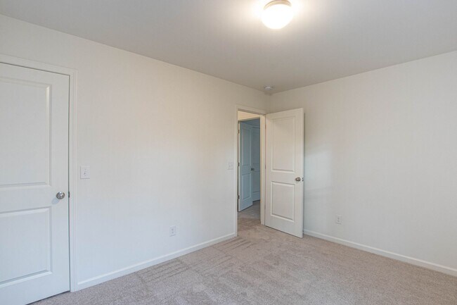 Building Photo - 14082 Clayborn St