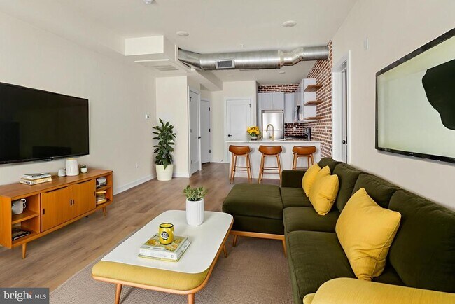 Building Photo - 2401 Frankford Ave