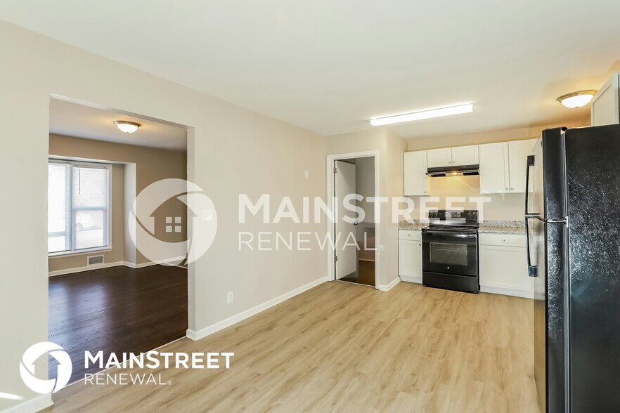 Building Photo - 6305 E 101st St