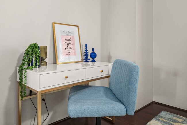 Building Photo - 4845 W 73rd Ave