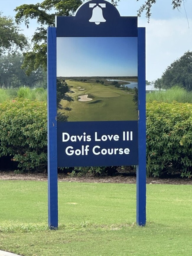 Building Photo - FURNISHED/TURNKEY 2+Den, 2 bath 1 car garage 1st floor condo in River Hall