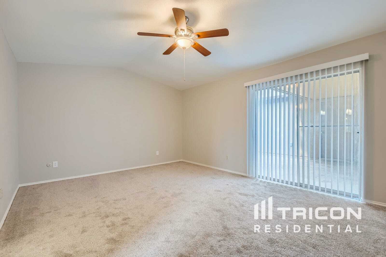Building Photo - 4922 Willowhaven Cir