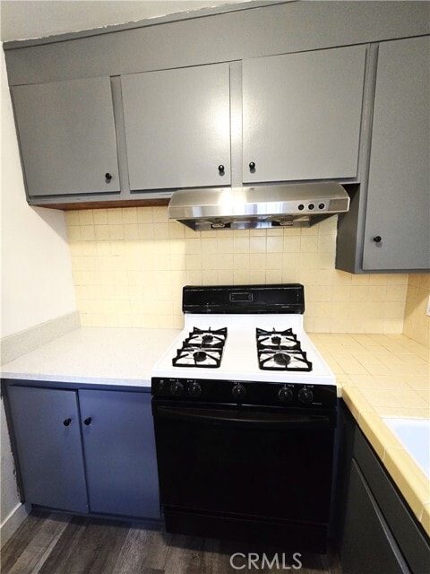 Building Photo - 911 New Depot St