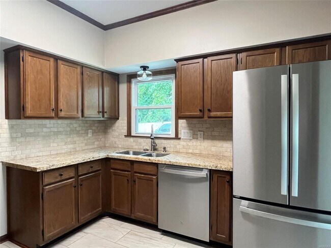 Building Photo - 3128 Hemon Rd