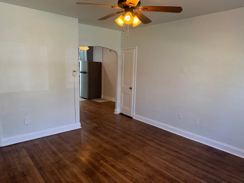 Building Photo - 1321 Bryant St NE