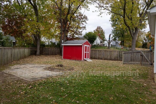 Building Photo - 5914 Ridge View Dr