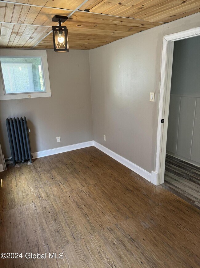 Building Photo - 20 Jay St