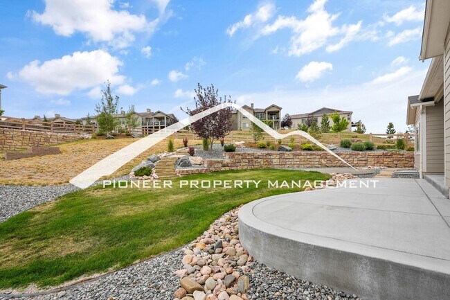 Building Photo - Main Floor Primary Home in Flying Horse with 5 Bedrooms, Gourmet Kitchen, Finished Basement & 4-C...