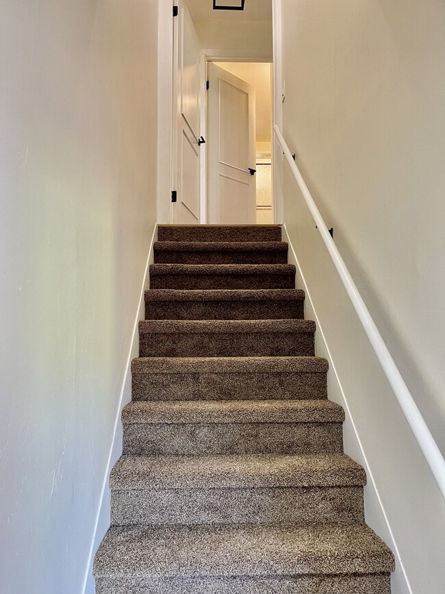 Building Photo - 13232 Rocky Ln