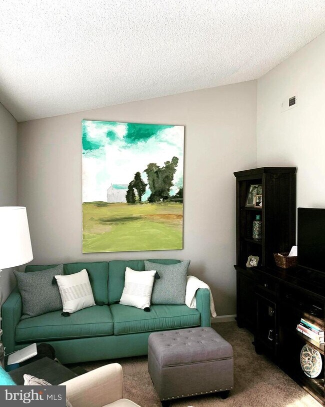 Building Photo - 3094 McGrane Ct