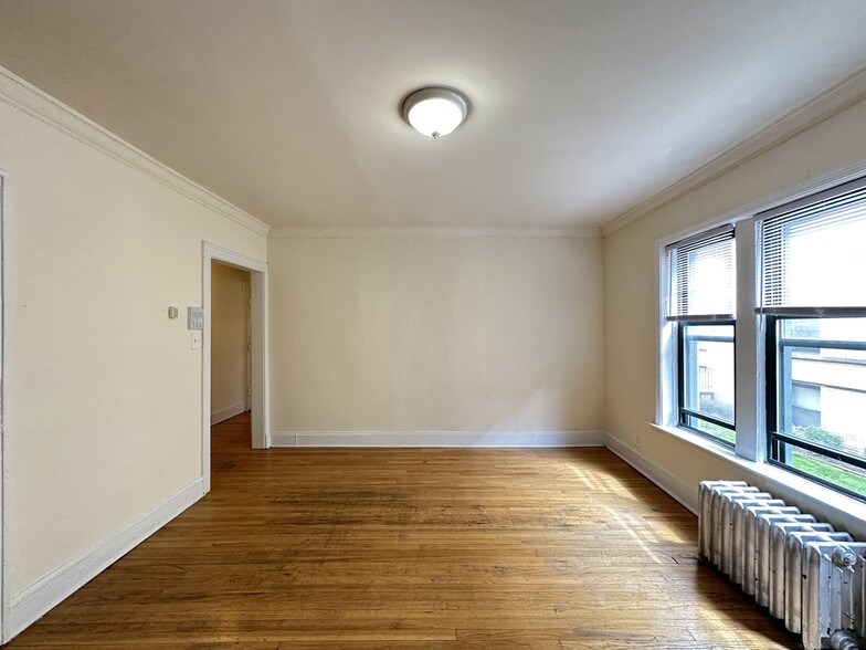 Building Photo - 2338 N Spaulding Ave
