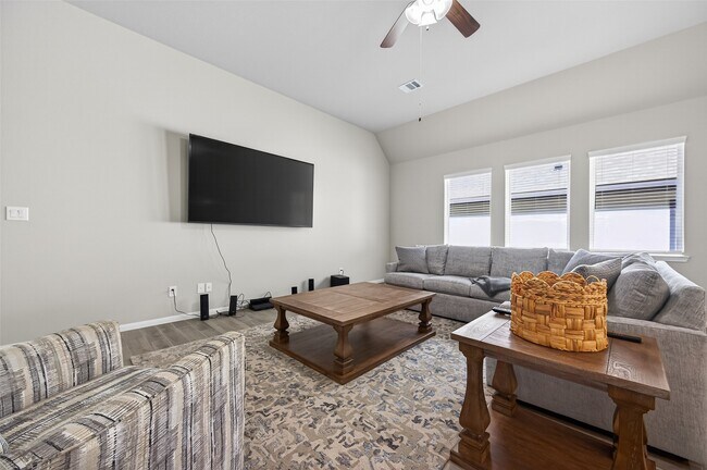 Building Photo - 11676 Whirlaway Dr