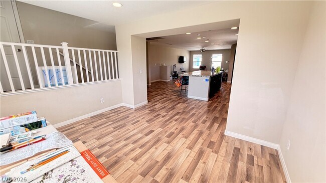 Building Photo - 61 Morning Mimosa Ct