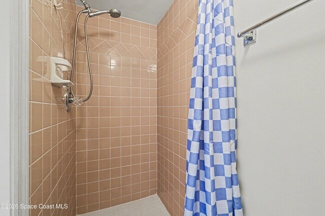 Building Photo - 201 St Lucie Ln