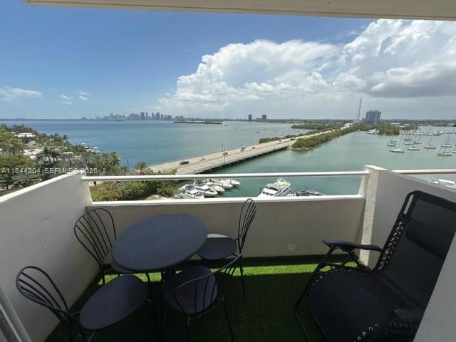 Building Photo - 7904 West Dr