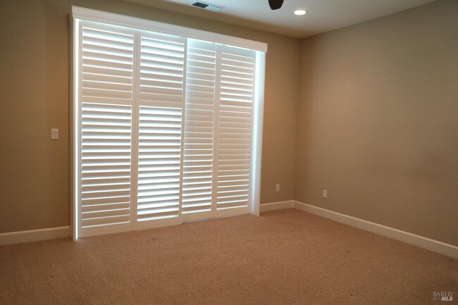 Building Photo - 415 Belvedere Dr