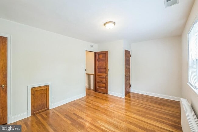 Building Photo - 1407 K St SE