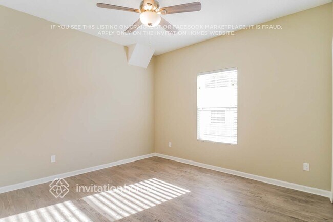 Building Photo - 1160 Carmona Pl