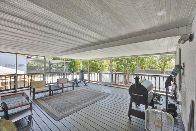 Building Photo - 9750 SW 211th St