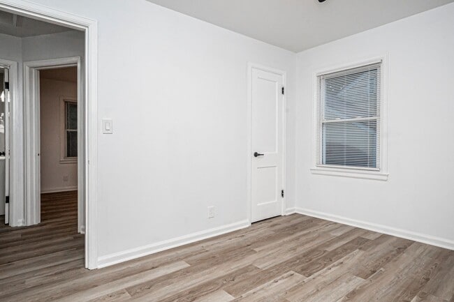 Building Photo - Please View 3D Virtual Walk-Through Before...