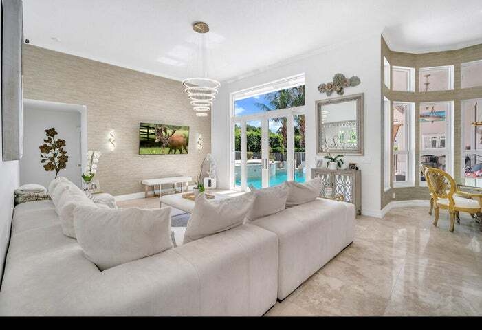 Building Photo - 10857 Japonica Ct