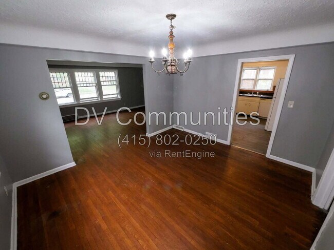 Building Photo - 1504 Sherbrook Rd