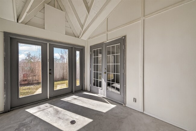 Building Photo - 3517 Denio Dr