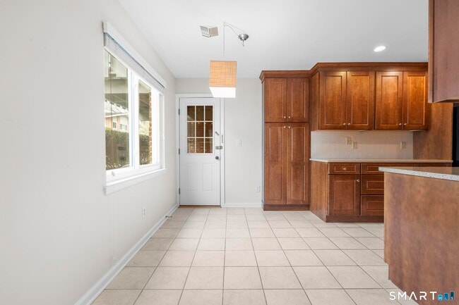 Building Photo - 132 Southport Woods Drive