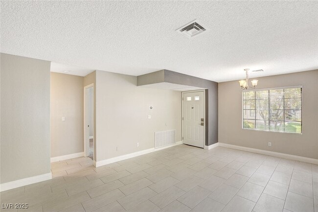 Building Photo - 4700 Nara Vista Way