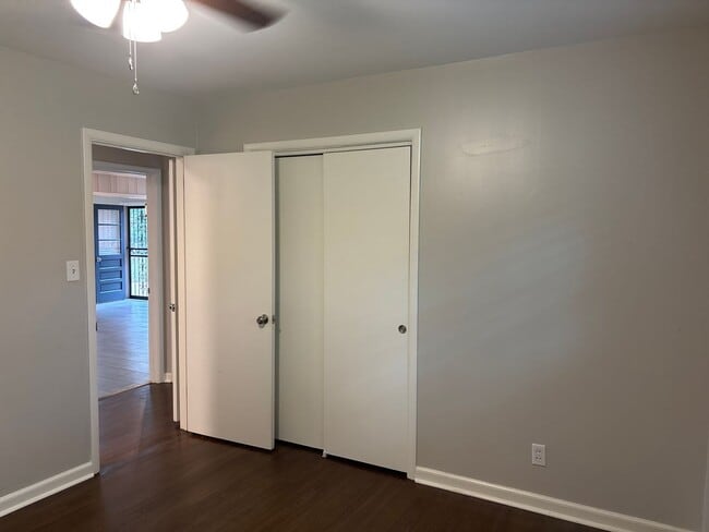 Building Photo - 3819 Marie Cook Dr