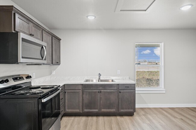 Building Photo - 113 Thomas St